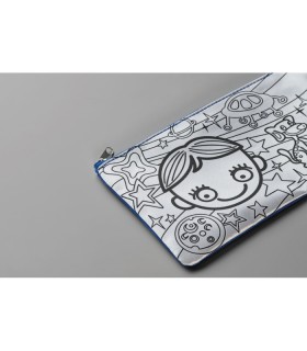 Estuche con rotuladores