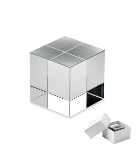 Premio cubo de cristal