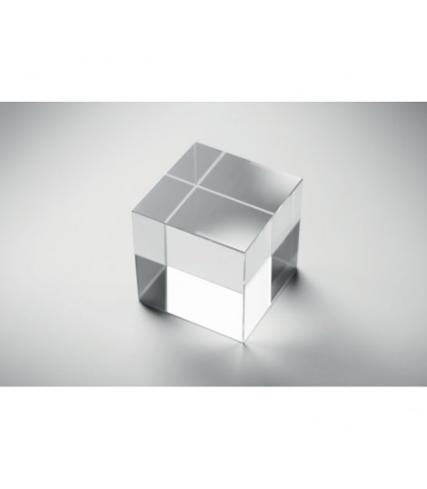 Premio cubo de cristal